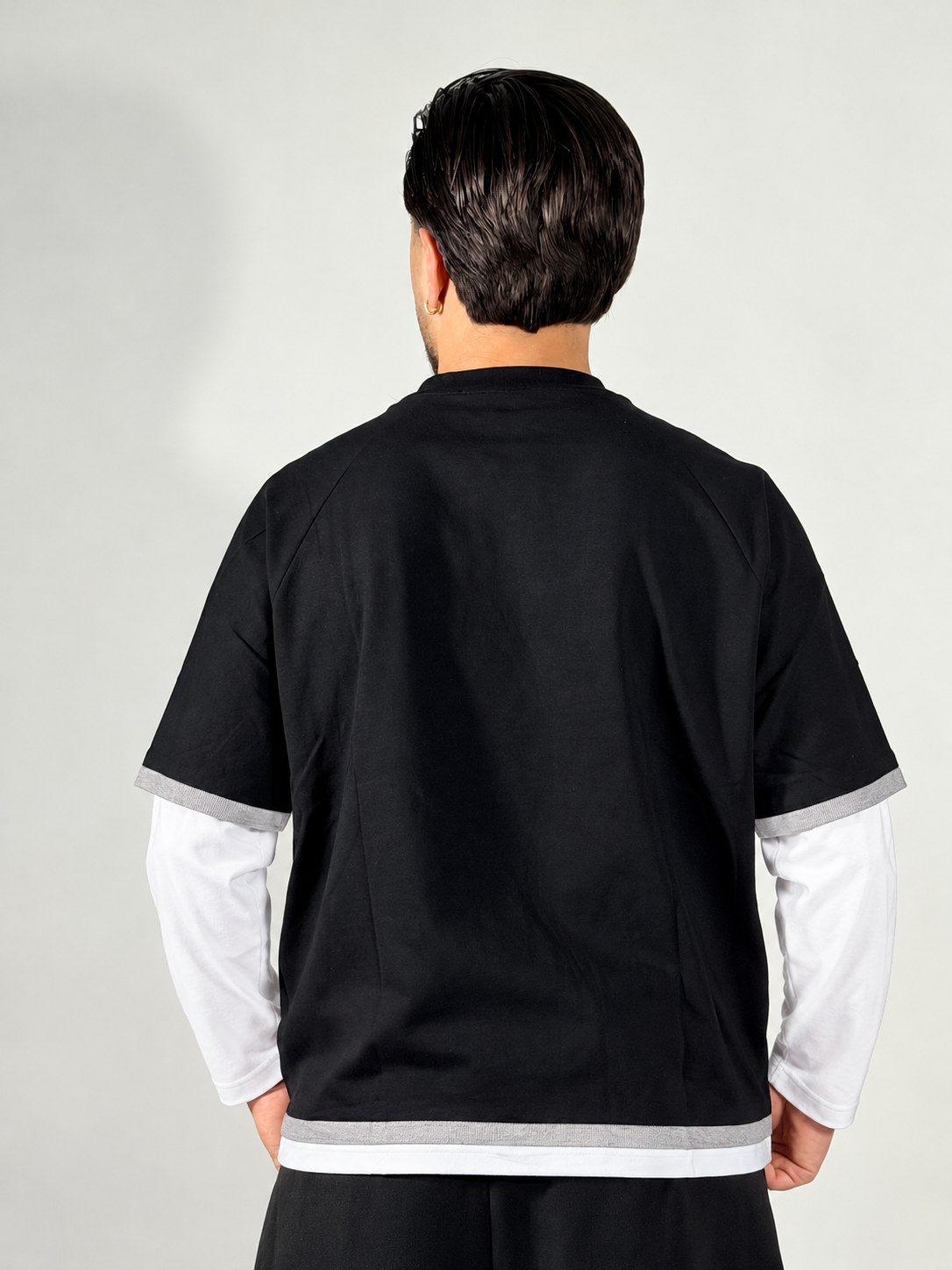 LONGSLEEVE MONOCHROME